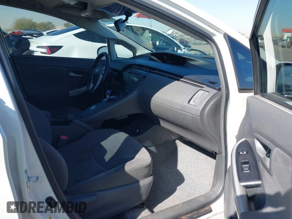 2010 Toyota Prius II with VIN JTDKN3DU3A5222724, listed as a IAAI auction lot 41505537 with 181,808 mi miles. Bid and sale history available at carsss.com. Image 5.