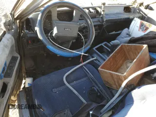1987 Toyota Van LE with VIN JT3YR26W6H5029005, listed as a Copart auction lot 85595734 with 444,072 mi miles and Salvage Title. Bid and sale history available at carsss.com. Image 8.
