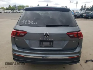 2023 Volkswagen Tiguan SE с VIN 3VVMB7AX7PM008282, выставлен на аукционе Copart как лот 55639525 с пробегом 32 490 миль миль и Списание • Salvage title. История ставок и продаж доступна на DreamBid. Изображение 6.