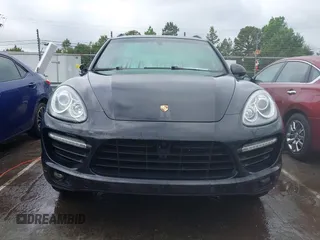 2011 Porsche Cayenne Turbo z VIN WP1AC2A23BLA84905, wystawiony jako IAAI lot #42295176 z przebiegiem 171 027 mil mil oraz . Historia ofert i sprzedaży dostępna na DreamBid. Obrazek 12.