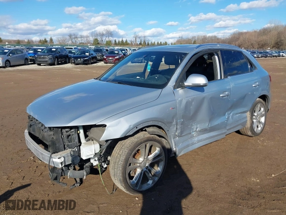 2018 Audi Q3 Premium Plus with VIN WA1JCCFS4JR030776, listed as a IAAI auction lot 41709645 with 73,953 mi miles. Bid and sale history available at carsss.com. Image 17.