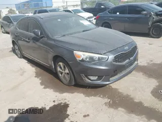 2015 Kia Cadenza Premium with VIN KNALN4D77F5177795, listed as a IAAI auction lot 42061727 with 112,063 mi miles. Bid and sale history available at carsss.com. Image 1.
