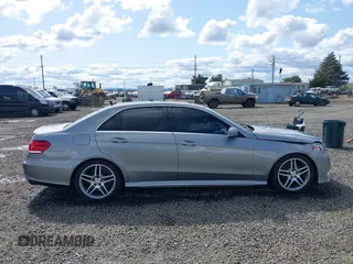 2014 Mercedes-Benz E 350 Luxury with VIN WDDHF8JB4EB044472, listed as a IAAI auction lot 41953476 with 145,020 mi miles and . Bid and sale history available at DreamBid. Image 13.