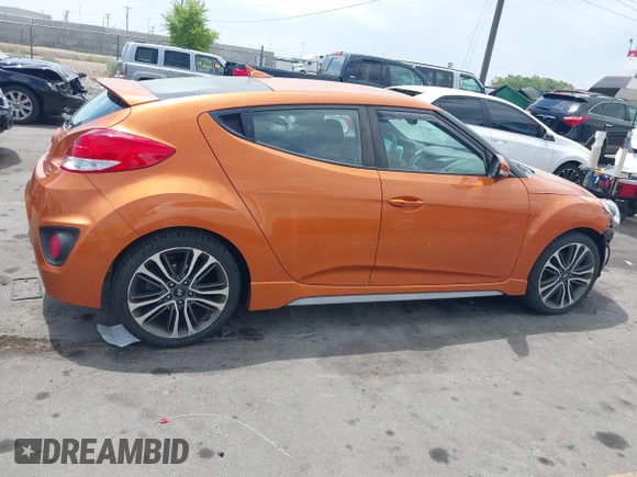 2016 Hyundai Veloster Turbo z VIN KMHTC6AE8GU302247, wystawiony jako IAAI lot #42619624 z przebiegiem 35 112 mil mil oraz . Historia ofert i sprzedaży dostępna na DreamBid. Obrazek 13.