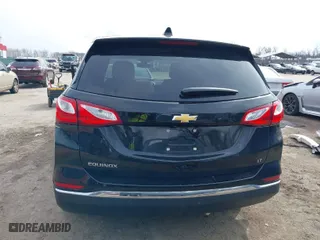 2020 Chevrolet Equinox LT with VIN 2GNAXJEV1L6198410, listed as a IAAI auction lot 41618359 with 68,216 mi miles. Bid and sale history available at carsss.com. Image 17.