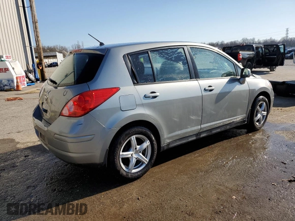 2009 Nissan Versa 1.8 SL with VIN 3N1BC13E99L471953, listed as a Copart auction lot 47860105 with 170,554 mi miles and Salvage Title. Bid and sale history available at carsss.com. Image 3.