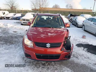 2009 Suzuki SX4 Man AWD with VIN JS2YB413996201005, listed as a IAAI auction lot 41368510 with 27,111 mi miles. Bid and sale history available at carsss.com. Image 12.