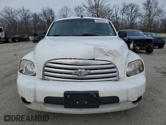 2011 Chevrolet HHR LS with VIN 3GCAAAFWXBS610003, listed as a Copart auction lot 82632934 with 251,472 mi miles and Salvage title. Bid and sale history available at DreamBid. Image 5.