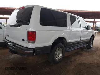 2002 Ford Excursion XLT with VIN 1FMNU41S42EA77537, listed as a IAAI auction lot 41790119 with 149,792 mi miles and . Bid and sale history available at DreamBid. Image 4.