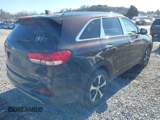 2017 Kia Sorento EX with VIN 5XYPHDA50HG232502, listed as a IAAI auction lot 41081275 with 124,702 mi miles and . Bid and sale history available at DreamBid. Image 4.