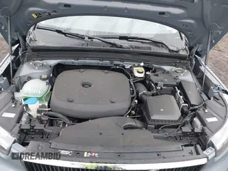 2022 Volvo XC40 Momentum с VIN YV4162UK4N2742114, выставлен на аукционе IAAI как лот 41465820 с пробегом 13 833 миль миль и . История ставок и продаж доступна на DreamBid. Изображение 10.