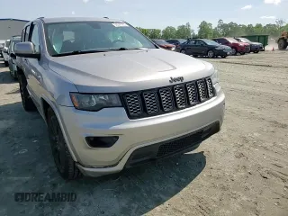 2017 Jeep Grand Cherokee Altitude z VIN 1C4RJEAG5HC929995, wystawiony jako Copart lot #55647565 z przebiegiem 207 845 mil mil oraz Szkoda całkowita • Salvage title. Historia ofert i sprzedaży dostępna na DreamBid. Obrazek 13.