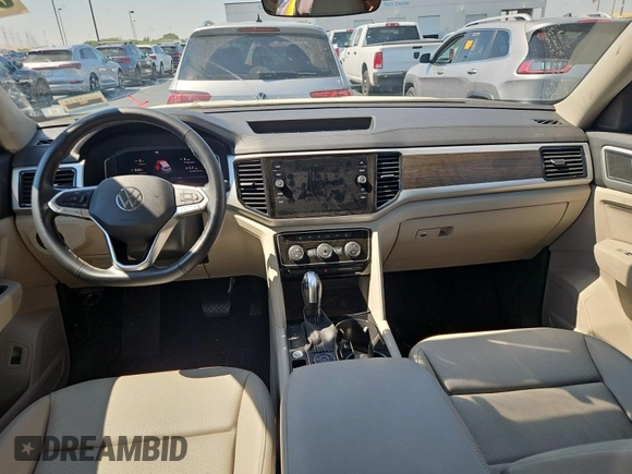2023 Volkswagen Atlas SE с VIN 1V2HR2CA7PC526108, выставлен на аукционе IAAI как лот 42844449 с пробегом 38 696 миль миль и . История ставок и продаж доступна на DreamBid. Изображение 32.