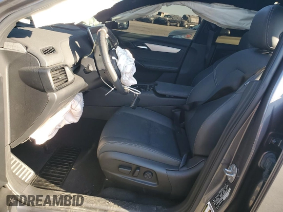 2023 VinFast VF 8 Plus с VIN RLLV1AFA9PH002999, выставлен на аукционе Copart как лот 73824804 с пробегом 7 848 миль миль и Списание • Salvage title. История ставок и продаж доступна на DreamBid. Изображение 7.