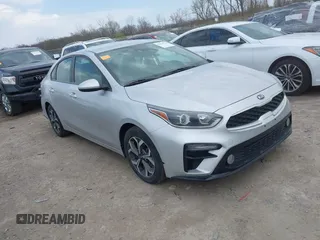 2019 Kia Forte LXS z VIN 3KPF24AD1KE006039, wystawiony jako IAAI lot #42076523 z przebiegiem 70 775 mil mil oraz . Historia ofert i sprzedaży dostępna na DreamBid. Obrazek 1.