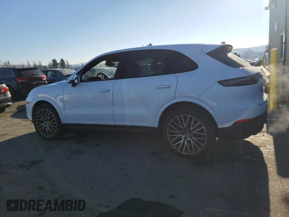 2022 Porsche Cayenne with VIN WP1AA2AY3NDA06469, listed as a Copart auction lot 41772405 with 13,581 mi miles and Salvage title. Bid and sale history available at DreamBid. Image 2.