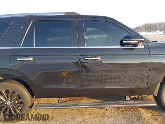 2021 Ford Expedition Limited z VIN 1FMJU2AT4MEA07535, wystawiony jako IAAI lot #41355229 z przebiegiem 89 347 mil mil oraz . Historia ofert i sprzedaży dostępna na DreamBid. Obrazek 14.