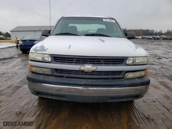 2001 Chevrolet Silverado 1500 LS with VIN 2GCEC19V311333526, listed as a Copart auction lot 46713445 with 157,873 mi miles and Clean Title. Bid and sale history available at carsss.com. Image 5.