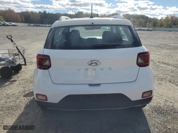 2024 Hyundai Venue SEL with VIN KMHRC8A30RU282728, listed as a Copart auction lot 76386264 with NaN miles and Salvage Title. Bid and sale history available at carsss.com. Image 6.