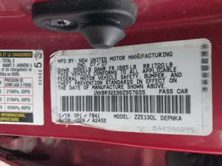 2008 Toyota Corolla CE with VIN 1NXBR32E98Z957655, listed as a IAAI auction lot 41499775 with 205,069 mi miles. Bid and sale history available at carsss.com. Image 9.