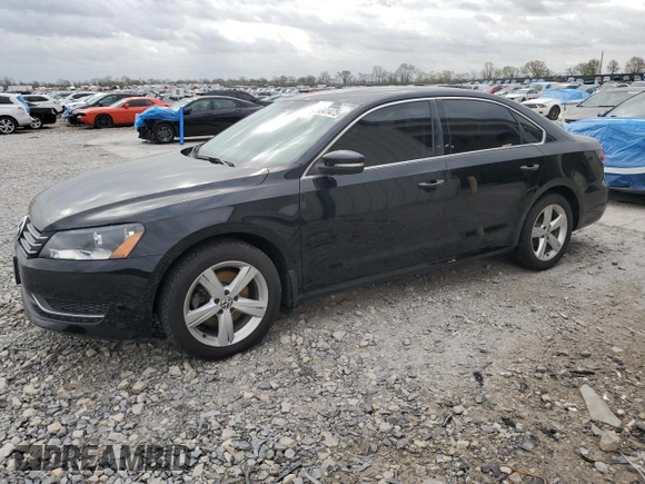 2013 Volkswagen Passat SE z VIN 1VWBP7A30DC015959, wystawiony jako Copart lot #50641475 z przebiegiem 166 693 mil mil oraz Szkoda całkowita • Salvage title. Historia ofert i sprzedaży dostępna na DreamBid. Obrazek 1.