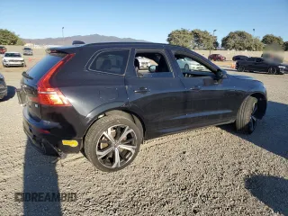 2022 Volvo XC60 Recharge Plug-In Hybrid R-Design with VIN YV4BR0DM4N1905156, listed as a Copart auction lot 80071304 with 58,823 mi miles and Salvage Title. Bid and sale history available at carsss.com. Image 3.