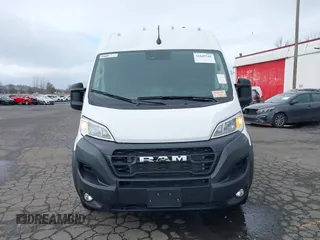2025 Ram ProMaster Cargo Tradesman with VIN 3C6MRVJG6SE517756, listed as a IAAI auction lot 41649541 with 3,761 mi miles and . Bid and sale history available at DreamBid. Image 12.