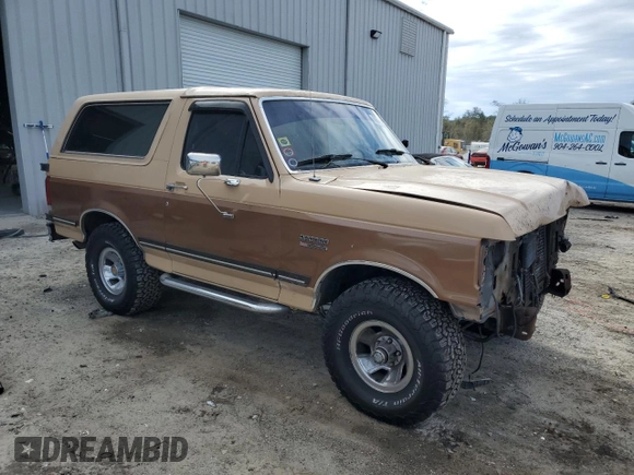 1987 Ford Bronco Custom с VIN 1FMEU15H6HLA11430, выставлен на аукционе Copart как лот 89069465 с пробегом 2 155 миль миль и Списание • Salvage title. История ставок и продаж доступна на DreamBid. Изображение 4.