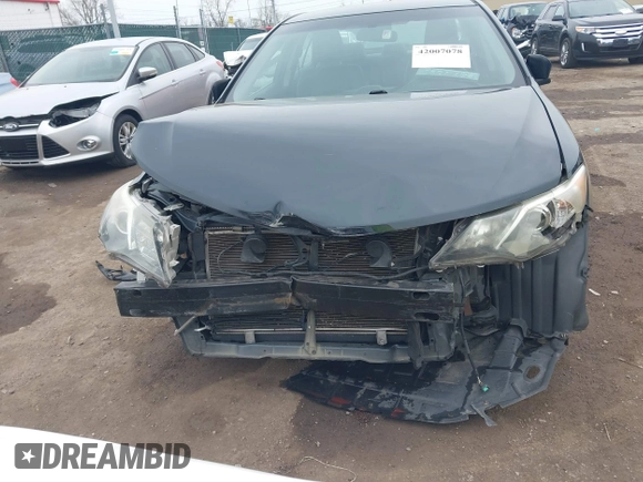 2012 Toyota Camry L with VIN 4T1BF1FK8CU145821, listed as a IAAI auction lot 42007078 with 77,607 mi miles. Bid and sale history available at carsss.com. Image 6.