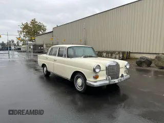 1967 Mercedes-Benz E with VIN 11001010184461, listed as a Copart auction lot 79134774 with 78,345 mi miles and Clean Title. Bid and sale history available at DreamBid. Image 1.