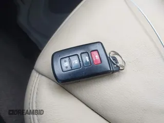 2014 Toyota Avalon Limited z VIN 4T1BK1EB5EU098361, wystawiony jako IAAI lot #42317290 z przebiegiem 243 175 mil mil oraz . Historia ofert i sprzedaży dostępna na DreamBid. Obrazek 11.