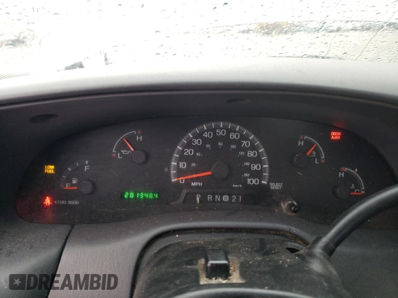 2000 Ford F-150 XL with VIN 1FTRF18L6YNA08144, listed as a Copart auction lot 66935914 with 281,348 mi miles and Non repairable. Bid and sale history available at DreamBid. Image 9.