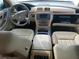 2008 Mercedes-Benz R-Class 3.5L with VIN 4JGCB65E78A074600, listed as a Copart auction lot 75117744 with 0 mi miles and Salvage Title. Bid and sale history available at carsss.com. Image 8.