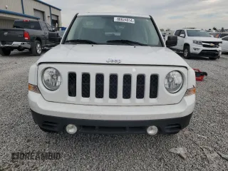 2017 Jeep Patriot Sport SE with VIN 1C4NJPBAXHD140479, listed as a Copart auction lot 80624914 with 127,860 mi miles and Clean title. Bid and sale history available at DreamBid. Image 5.