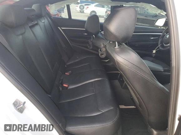 2018 BMW 3 Series 328d with VIN WBA8E5C53JA245943, listed as a Copart auction lot 38921814 with 102,382 mi miles and . Bid and sale history available at DreamBid. Image 10.