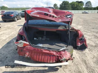 2015 Toyota Camry XLE z VIN 4T1BF1FK5FU900847, wystawiony jako Copart lot #60266555 z przebiegiem 122 071 mil mil oraz Czysty tytuł • Clean title. Historia ofert i sprzedaży dostępna na DreamBid. Obrazek 6.