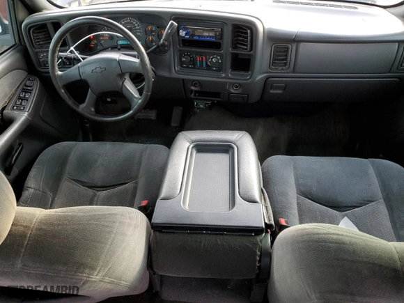2003 Chevrolet Silverado 1500HD LS with VIN 1GCGC13U43F136661, listed as a Copart auction lot 85513924 with 203,880 mi miles and Salvage Title. Bid and sale history available at carsss.com. Image 8.