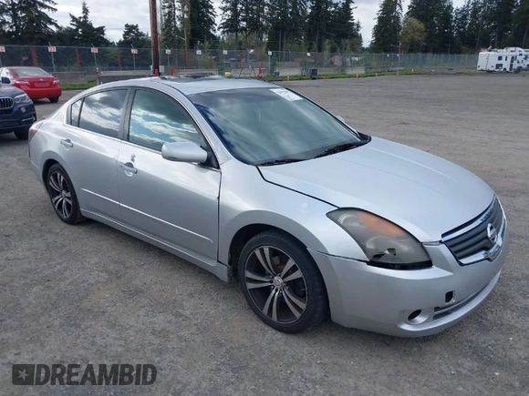 2007 Nissan Altima 2.5 S with VIN 1N4AL21E97C126762, listed as a IAAI auction lot 42033441 with 231,347 mi miles. Bid and sale history available at carsss.com. Image 1.