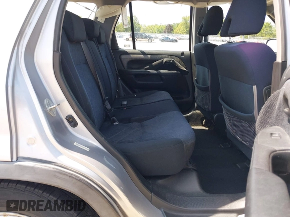 2005 Honda CR-V LX with VIN JHLRD78535C050081, listed as a IAAI auction lot 40169911 with 132,177 mi miles. Bid and sale history available at carsss.com. Image 8.