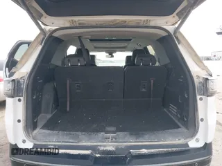 2018 Chevrolet Traverse Premier z VIN 1GNEVJKW0JJ229036, wystawiony jako IAAI lot #41866737 z przebiegiem 126 794 mil mil oraz . Historia ofert i sprzedaży dostępna na DreamBid. Obrazek 19.