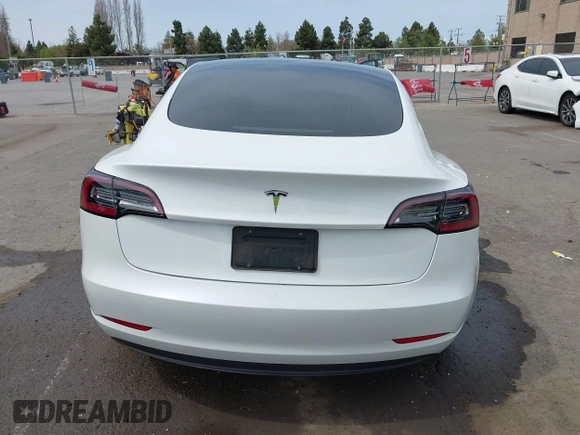 2023 Tesla Model 3 z VIN 5YJ3E1EA5PF383595, wystawiony jako IAAI lot #41965562 z przebiegiem 35 878 mil mil oraz . Historia ofert i sprzedaży dostępna na DreamBid. Obrazek 15.