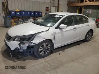 2015 Honda Accord LX with VIN 1HGCR2F33FA030646, listed as a Copart auction lot 44711705 with 122,573 mi miles and Salvage Title. Bid and sale history available at carsss.com. Image 1.