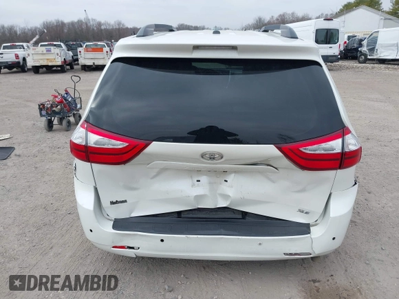 2017 Toyota Sienna XLE Auto Access Seat with VIN 5TDYZ3DC2HS796659, listed as a IAAI auction lot 41770444 with 129,628 mi miles. Bid and sale history available at carsss.com. Image 16.