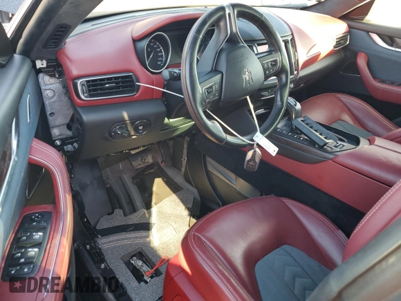 2020 Maserati Levante GranLusso with VIN ZN661XUL1LX354981, listed as a Copart auction lot 82230644 with 53,057 mi miles and Non Repairable. Bid and sale history available at carsss.com. Image 8.