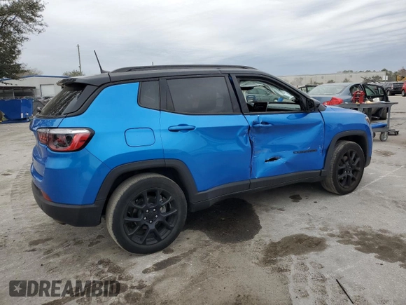 2022 Jeep Compass Altitude with VIN 3C4NJCBB8NT198162, listed as a Copart auction lot 88754355 with 50,397 mi miles and Salvage title. Bid and sale history available at DreamBid. Image 3.