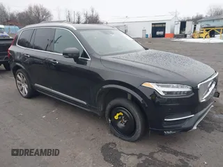 2018 Volvo XC90 Inscription with VIN YV4A22PL1J1320222, listed as a IAAI auction lot 41002251 with 137,523 mi miles. Bid and sale history available at carsss.com. Image 1.