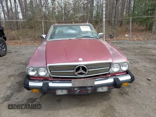 1989 Mercedes-Benz 560 with VIN WDBBA48D8KA098792, listed as a IAAI auction lot 41929891 with 160,351 mi miles. Bid and sale history available at carsss.com. Image 12.