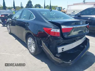2014 Lexus ES 330 with VIN JTHBK1GG0E2117003, listed as a IAAI auction lot 42520609 with 97,207 mi miles and . Bid and sale history available at DreamBid. Image 3.