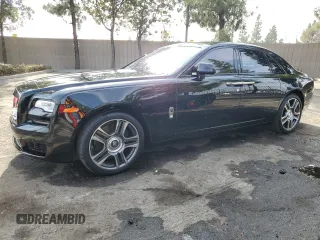 2019 Rolls-Royce Ghost z VIN SCA664S54KUX54725, wystawiony jako Copart lot #62910454 z przebiegiem 17 246 mil mil oraz Szkody całkowita. Historia ofert i sprzedaży dostępna na DreamBid. Obrazek 1.