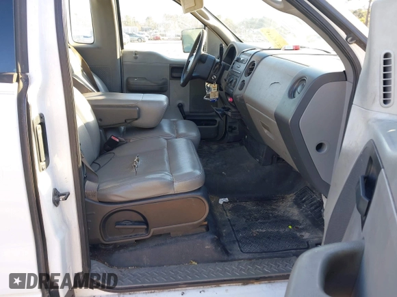 2005 Ford F-150 XL with VIN 1FTPF125X5NA95687, listed as a IAAI auction lot 41737229 with 181,495 mi miles. Bid and sale history available at carsss.com. Image 5.